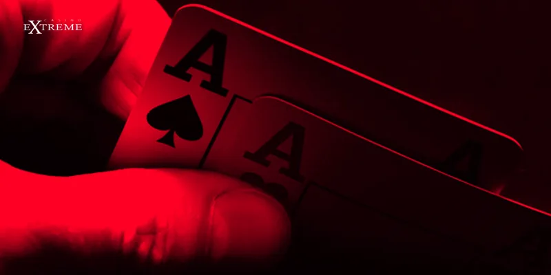Poker vs. Blackjack
